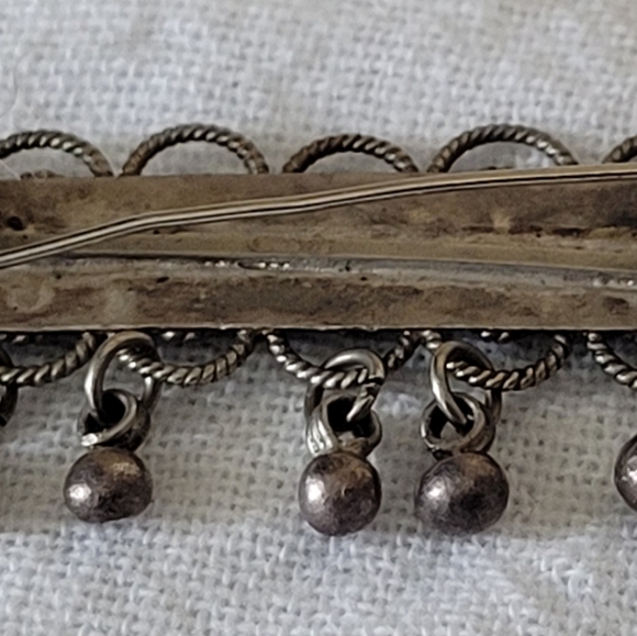 Vintate Silver Brooch - Timeless - Picture 10 of 12